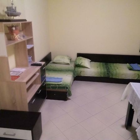 Apartment Nedyalkov Varna Esterno foto
